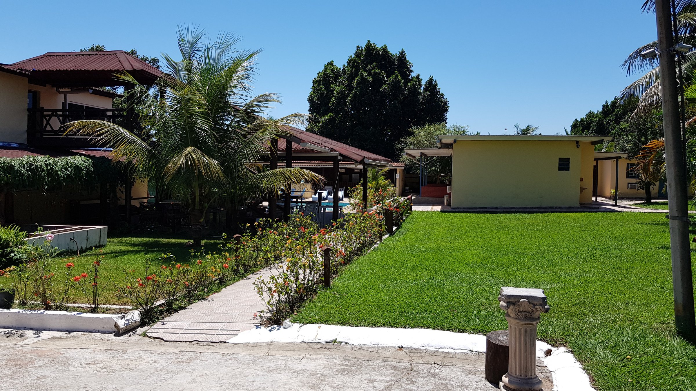 Sítio à venda em Pedra de Guaratiba, Rio de Janeiro - garagem (foto 9 de 19)