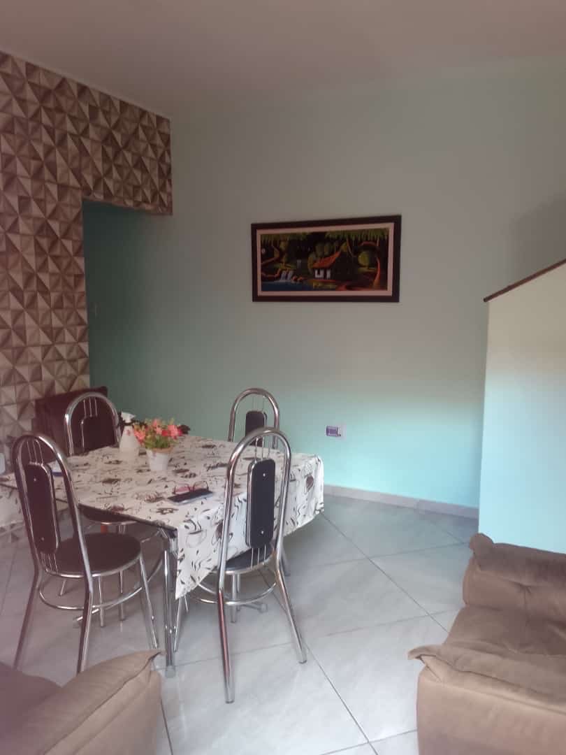 Casa com 2 moradias no Tirol- Excelente para morar e investir em Belo Horizonte, MG — direto com proprietário