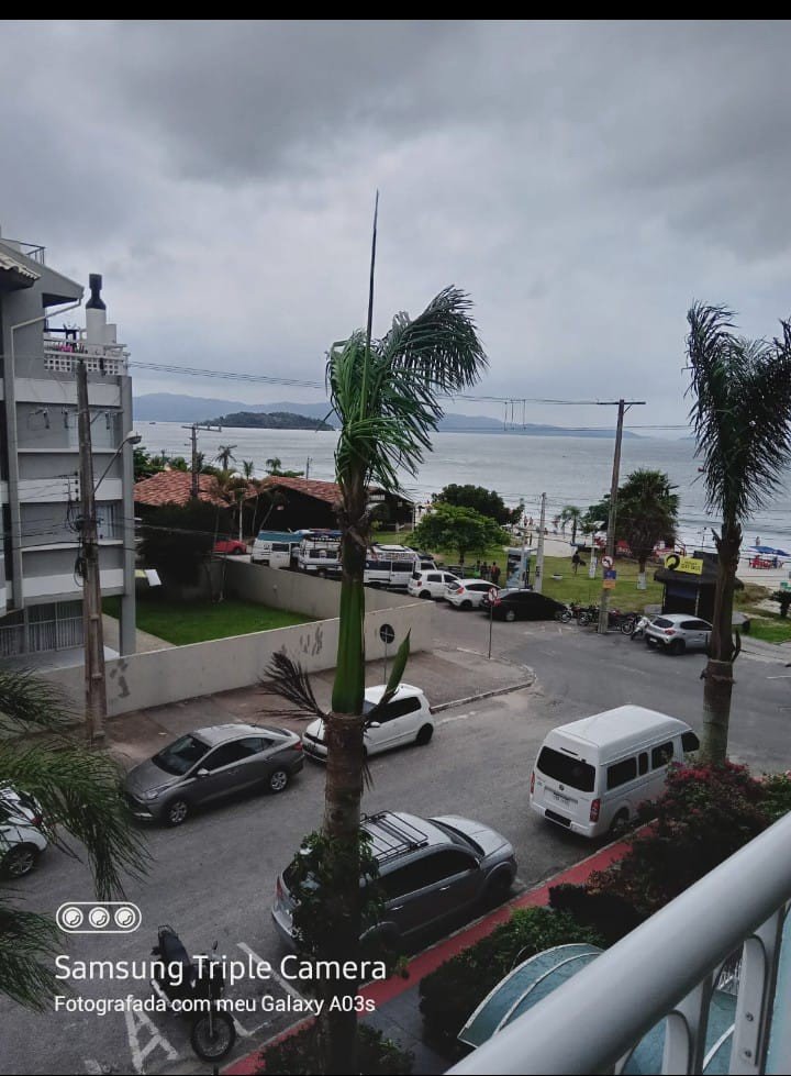 AP mobiliado em Canasvieiras, Florianópolis — direto com proprietário