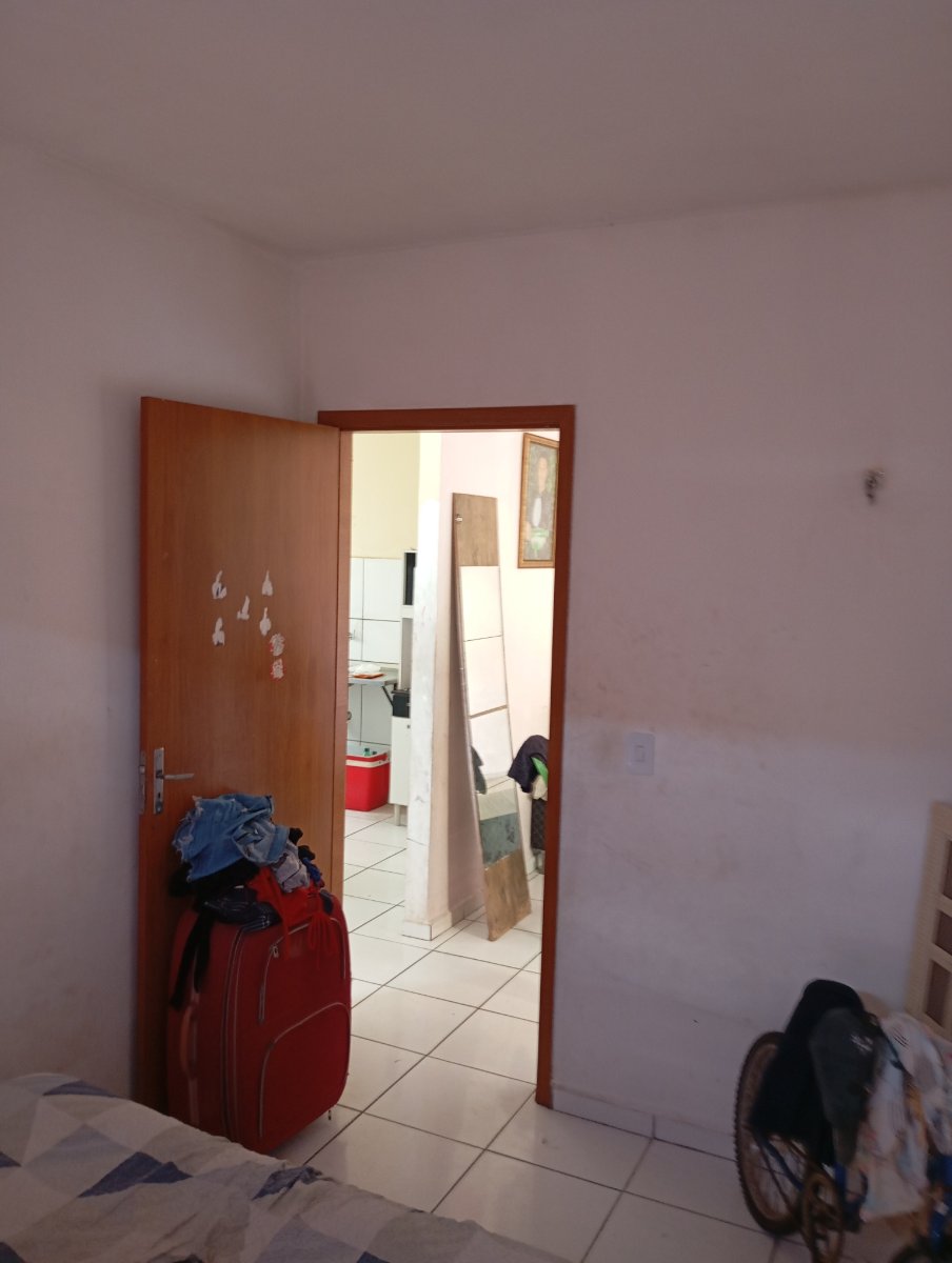 Venda de parte térreo com 2/4 banheiro,sala e cozinha em Tenoné, Belém — direto com proprietário