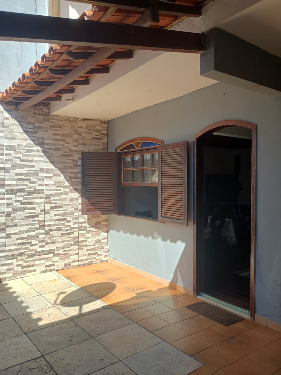 Excelente casa no centro de arraial do cabo próximo a comércio em Arraial do Cabo, RJ — direto com proprietário