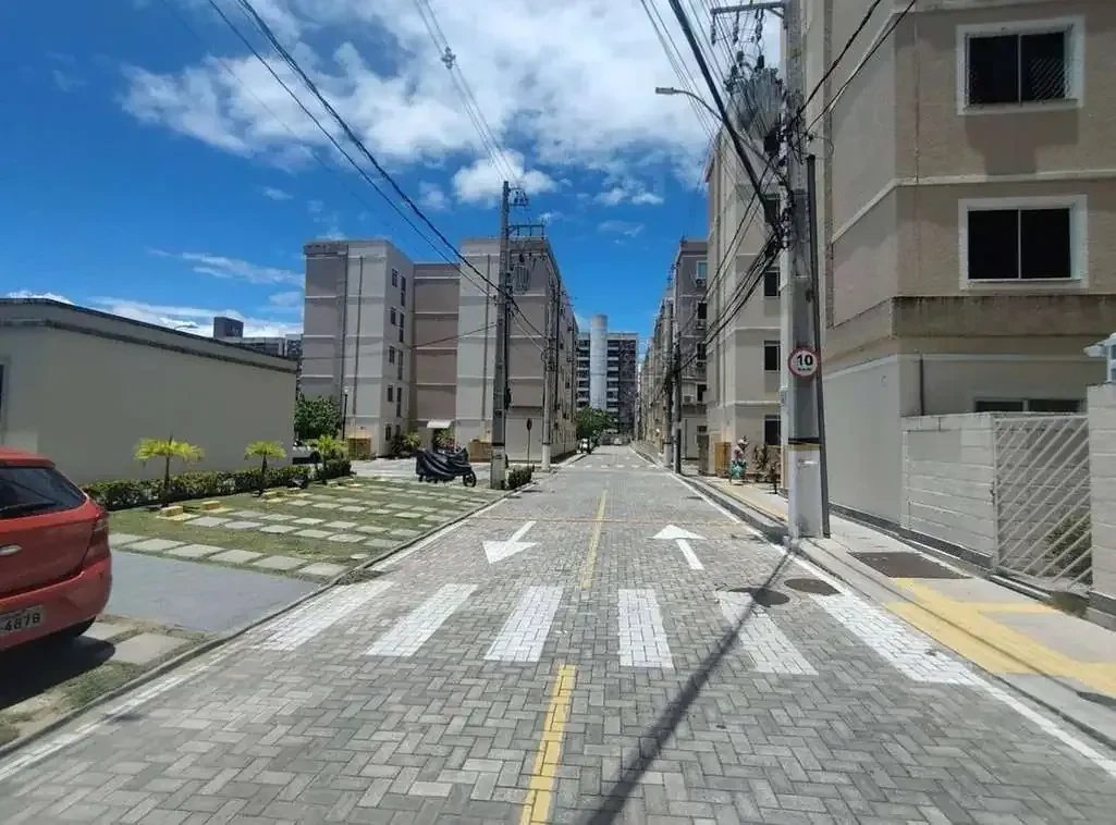 Linda Casa 4/4 no Cond. Vog Ville - Lauro de Freitas em Lauro de Freitas, BA — direto com proprietário