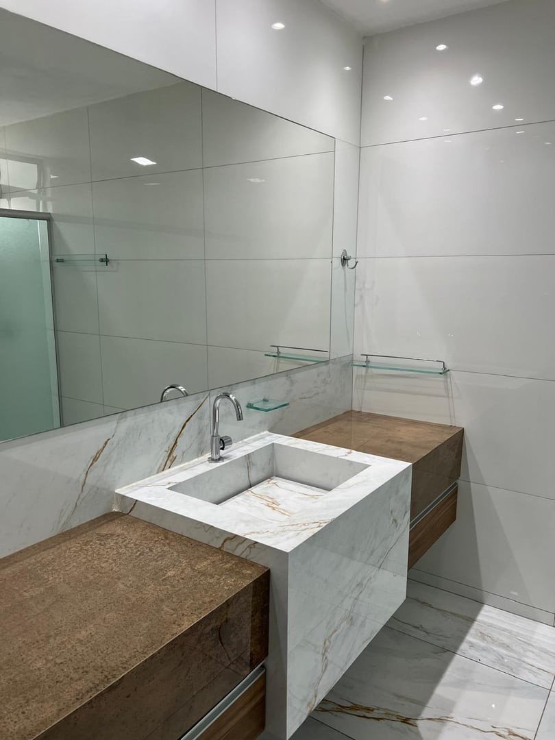 Apartamento alto padrão, 1 por andar, 168m2, 4 quartos, sendo 2 suites em Ipatinga, MG — direto com proprietário
