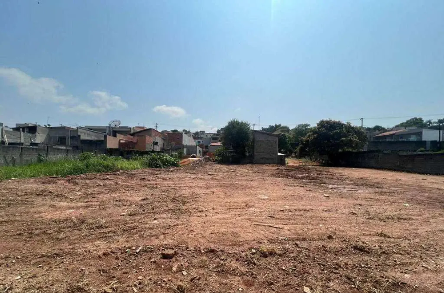 Terreno 1.000m Condomínio Flor de Laranjeiras (IPTU Pago) em Maringá, PR — direto com proprietário