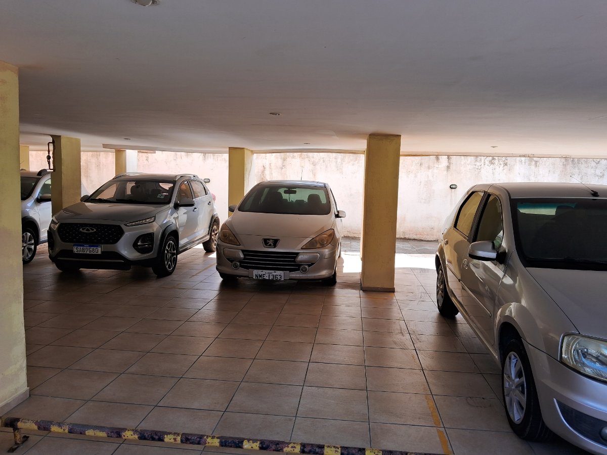 Apartamento padrão no Cruz das Almas em Maceió, AL — direto com proprietário