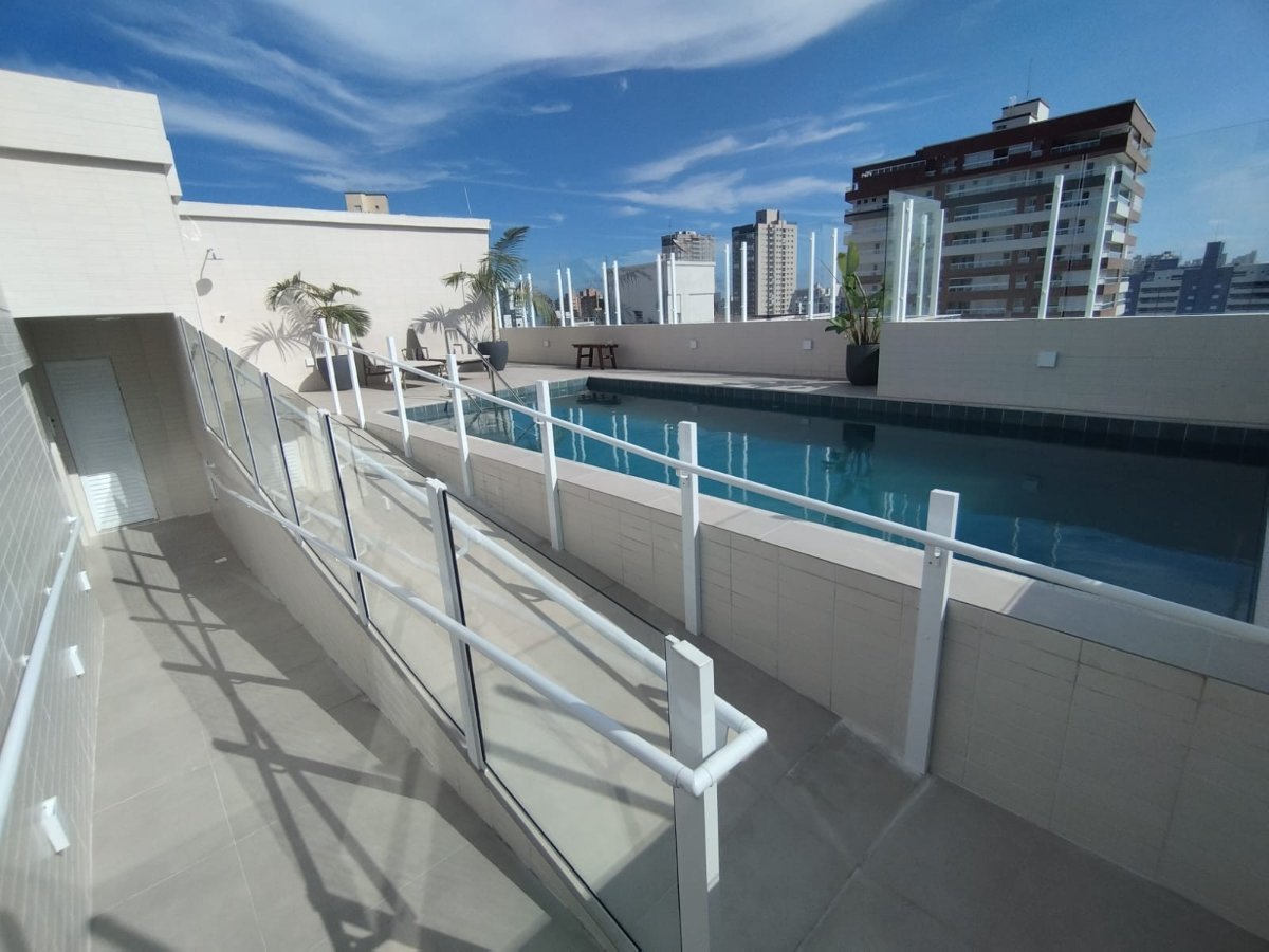 Apto novo, 2 dorm, var. Gourmet, 2 vaga na, Guilhermina prox. praia. em Praia Grande, SP — direto com proprietário