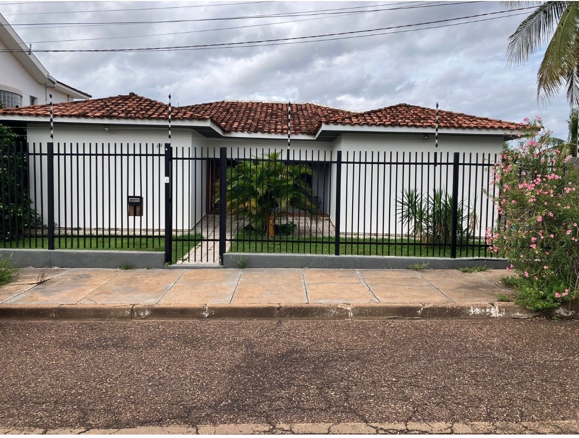 Casa a Venda aceita permuta em Jd. Shangrila, Cuiabá, MT — direto com proprietário