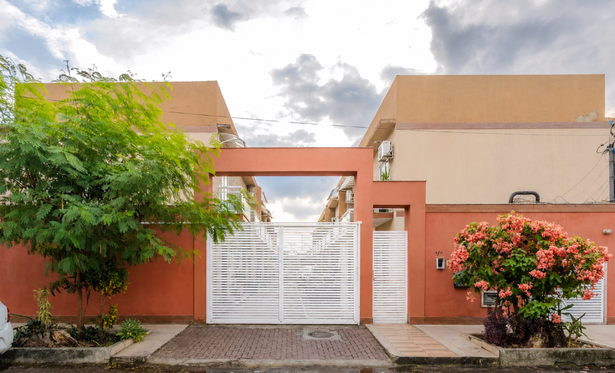 Casa próxima à Estrada da Cachamorra em Campo Grande, Rio de Janeiro — direto com proprietário