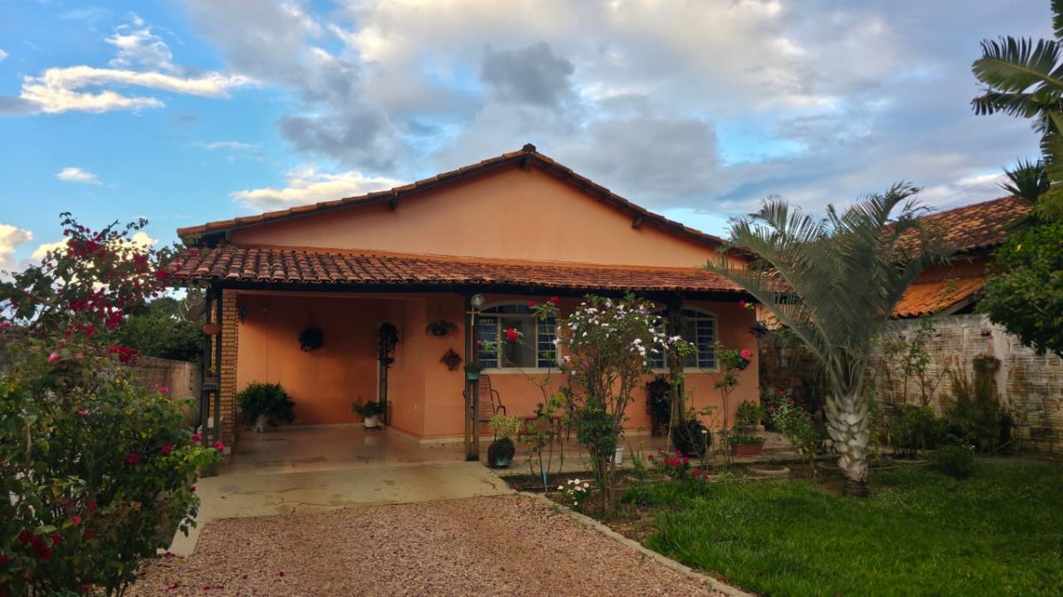 🏡 Casa à Venda em Alto Paraíso de Goiás – Oportunidade Imperdível!