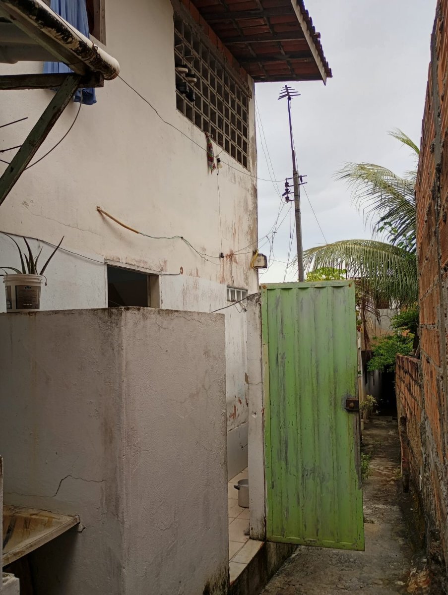 Casa estilo sobrado em Lauro de Freitas, BA — direto com proprietário