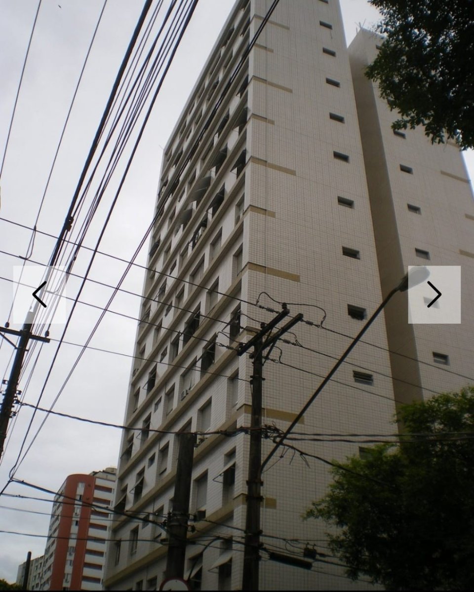 STUDIO NA QUADRA DA PRAIA PERTO DE TUDO em Aparecida, Santos — direto com proprietário